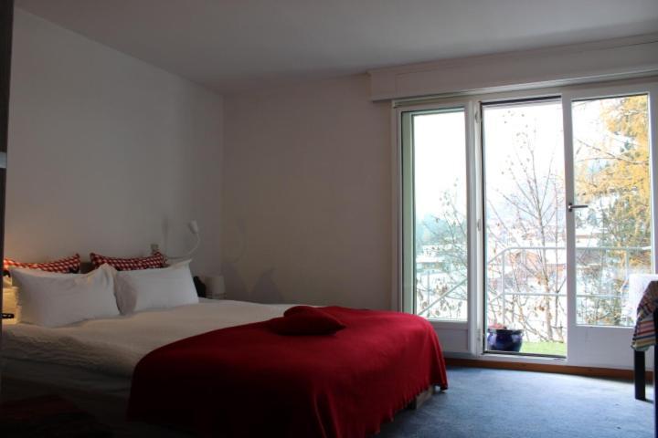 The Engstligen Apartment อาเดลโบเดิน ภายนอก รูปภาพ