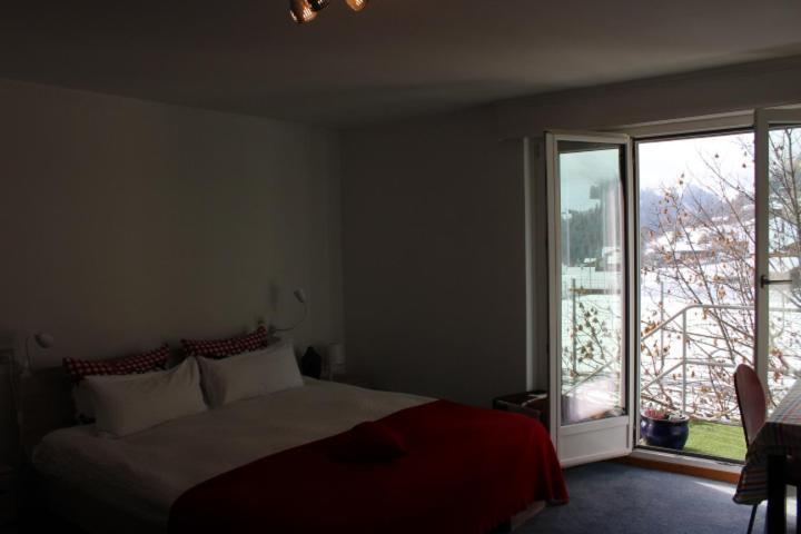 The Engstligen Apartment อาเดลโบเดิน ภายนอก รูปภาพ